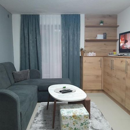 Apartmani Bet Gradacac 1 Maj Broj 24 Eksteriør billede