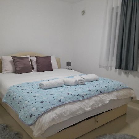 Apartmani Bet Gradacac 1 Maj Broj 24 Eksteriør billede