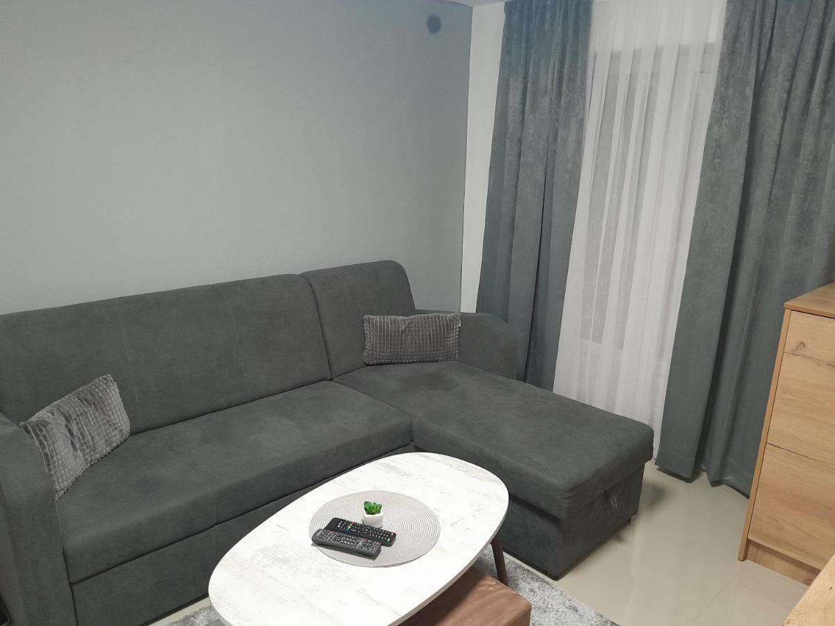 Apartmani Bet Gradacac 1 Maj Broj 24 Eksteriør billede