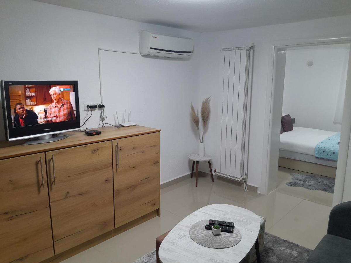 Apartmani Bet Gradacac 1 Maj Broj 24 Eksteriør billede
