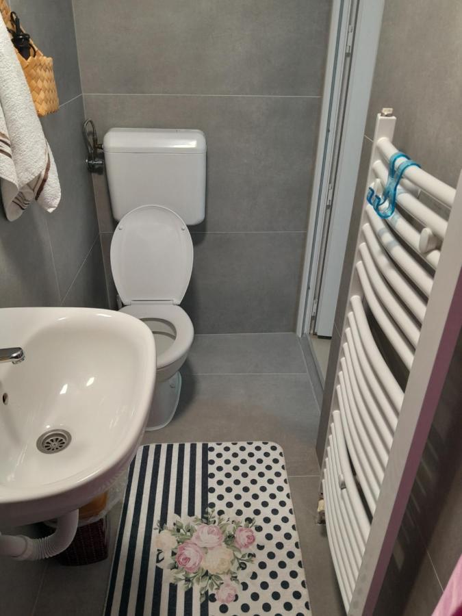 Apartmani Bet Gradacac 1 Maj Broj 24 Eksteriør billede